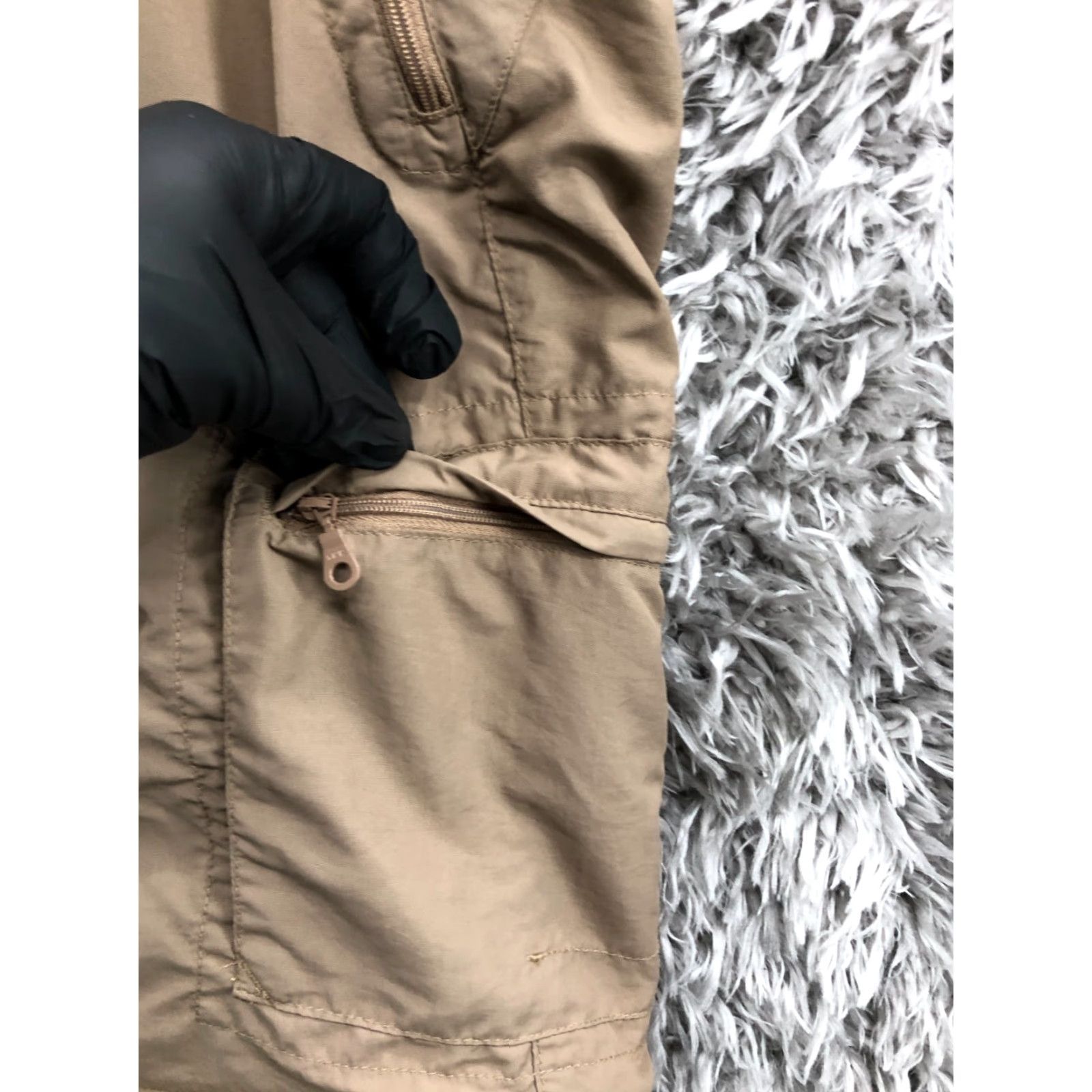 Vintage REI Womens Cargo Shorts Beige 16 UPF 50+ Denim Cotton Mid Rise 5-Pocket Hiking Outdoor Casual Size 38" / US 16 / IT 52 - 4 Thumbnail