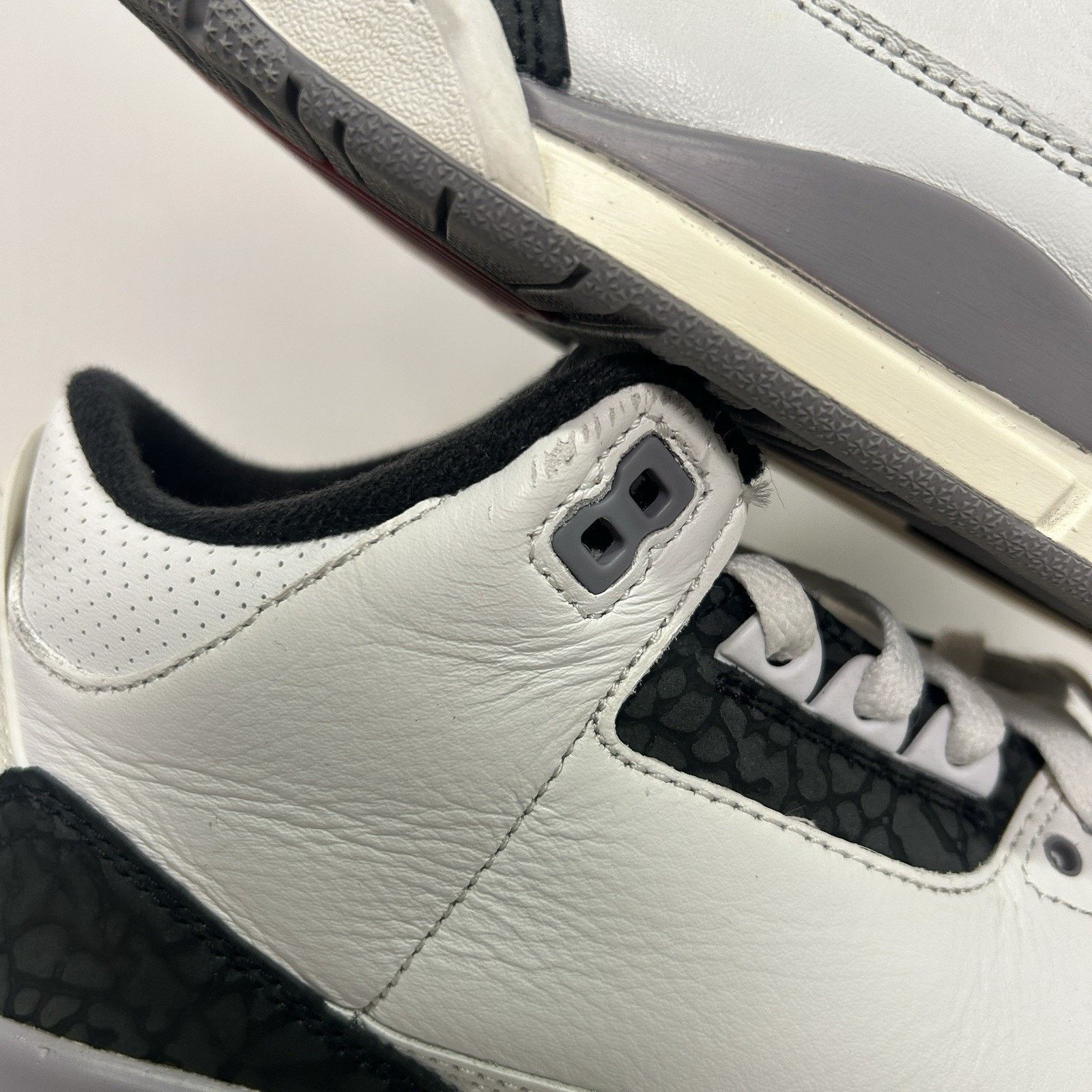 Jordan Brand Nike Air Jordan 3 Retro OG “Cement Grey” Size US 8.5 / EU 41-42 - 11 Thumbnail