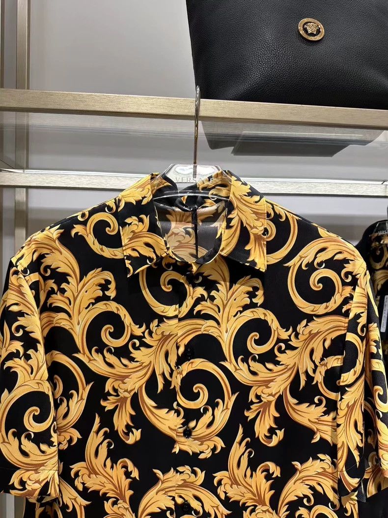 Versace Versace Men's shirt pattern design Size US M / EU 48-50 / 2 - 2 Thumbnail