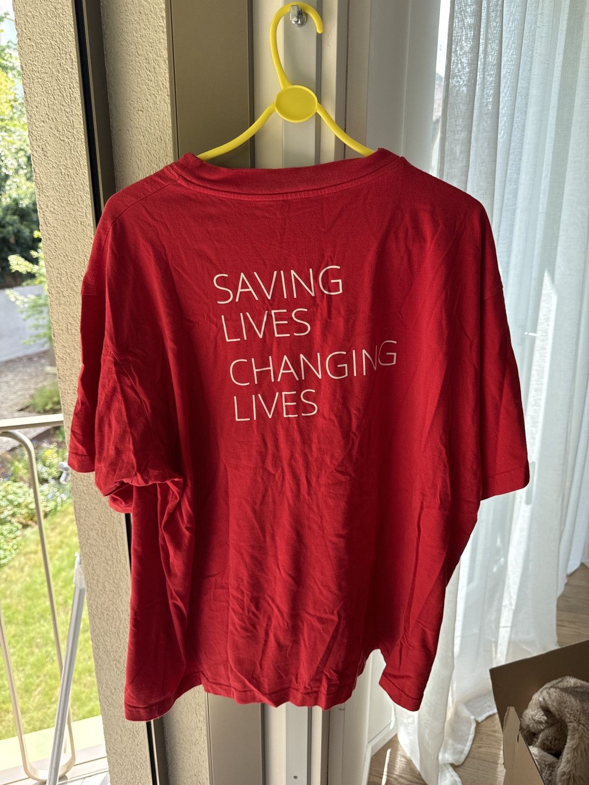 Balenciaga Balenciaga Red T-shirt Size US M / EU 48-50 / 2 - 2 Thumbnail