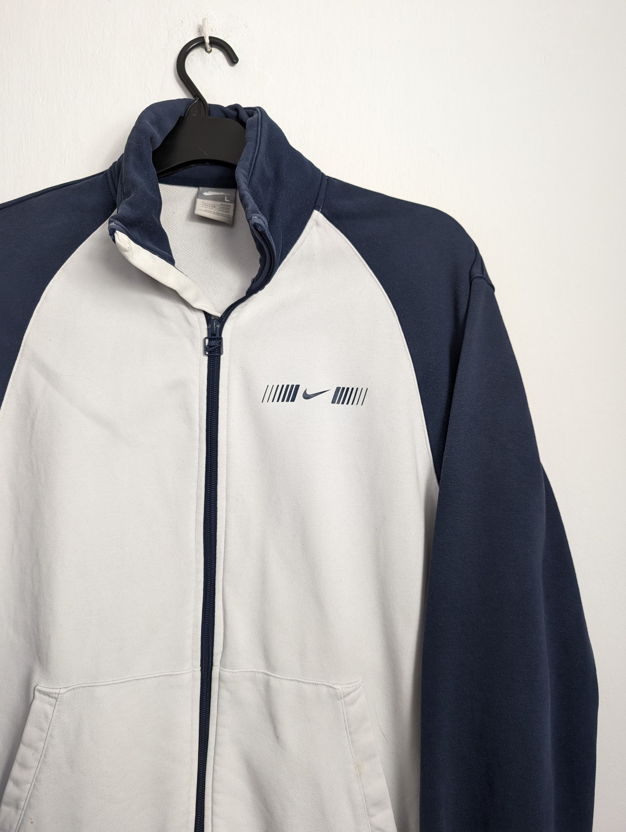 Nike × Vintage Vintage 00s Nike Zip Sweatshirt y2k Streetwear Size US L / EU 52-54 / 3 - 2 Thumbnail