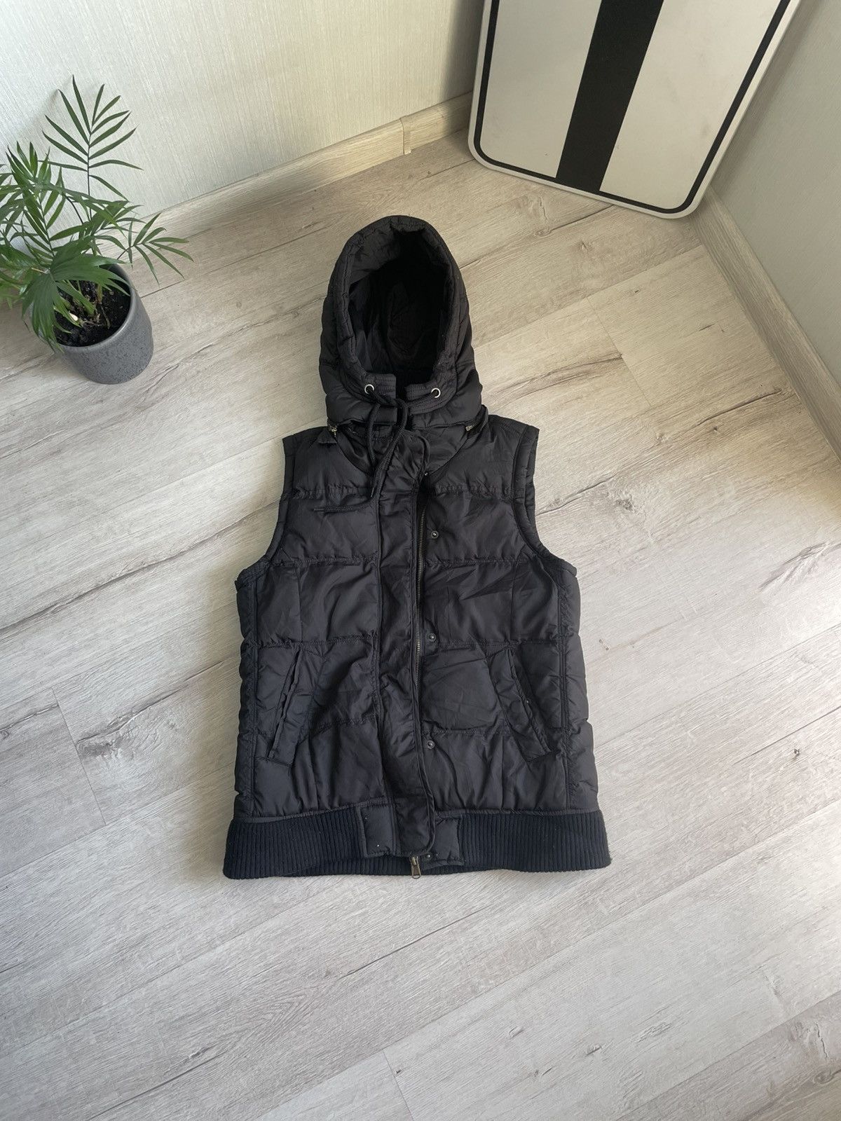 Japanese Brand Vintage Military Surplus Nylon Goose Down Vest Y2k Size M / US 6-8 / IT 42-44 - 1 Thumbnail