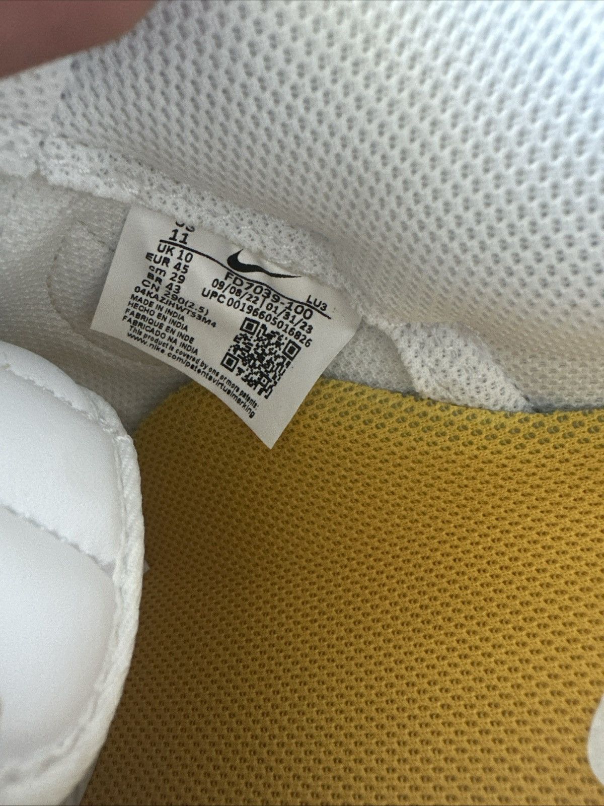 Nike Nike Air Force 1 Low "Waterproof" White Mens Size 11 US Size US 11 / EU 44 - 6 Thumbnail