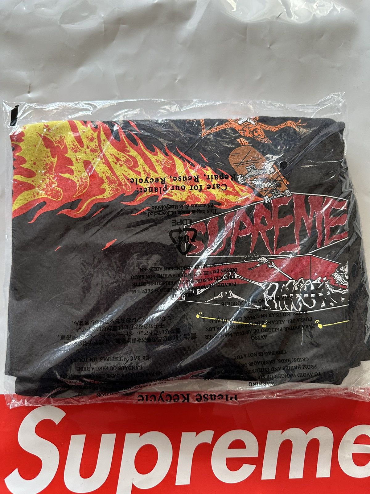 Supreme × Thrasher Supreme Thrasher Back Tail Tee Black Medium Size US M / EU 48-50 / 2 - 2 Thumbnail