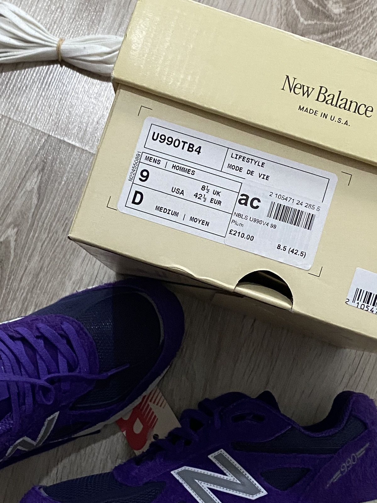 New Balance New Balance 990v4 Size US 9 / EU 42 - 10 Thumbnail