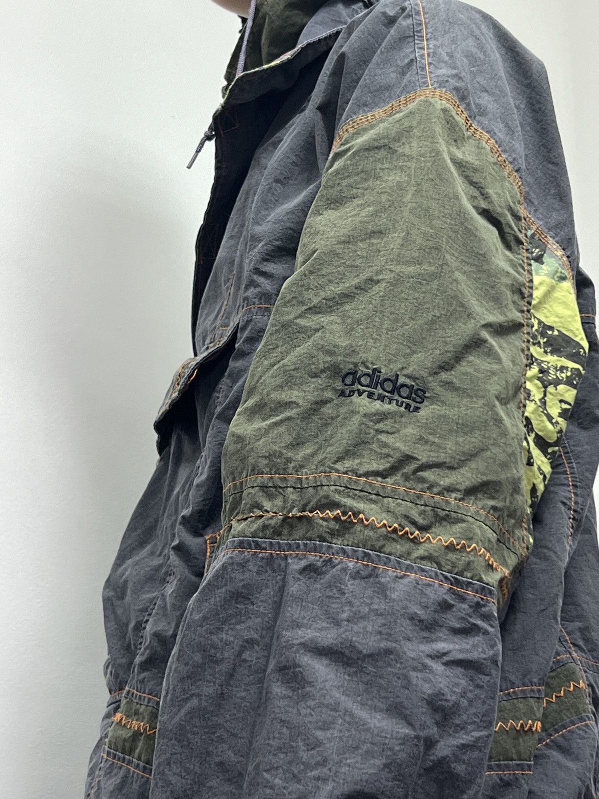 Adidas × Vintage Vintage Adidas Adventure Anorak Windbreaker Jacket Size US L / EU 52-54 / 3 - 3 Thumbnail