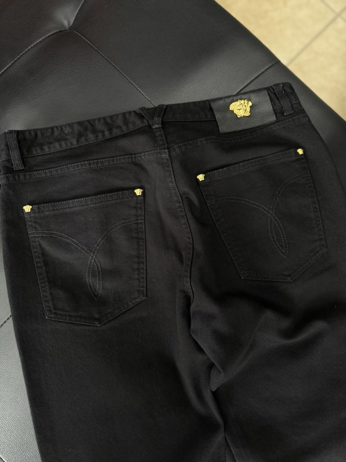 Versace Versace Men Black Jeans Versace Logo Size 34 Waist 950$ Size US 34 / EU 50 - 12 Thumbnail