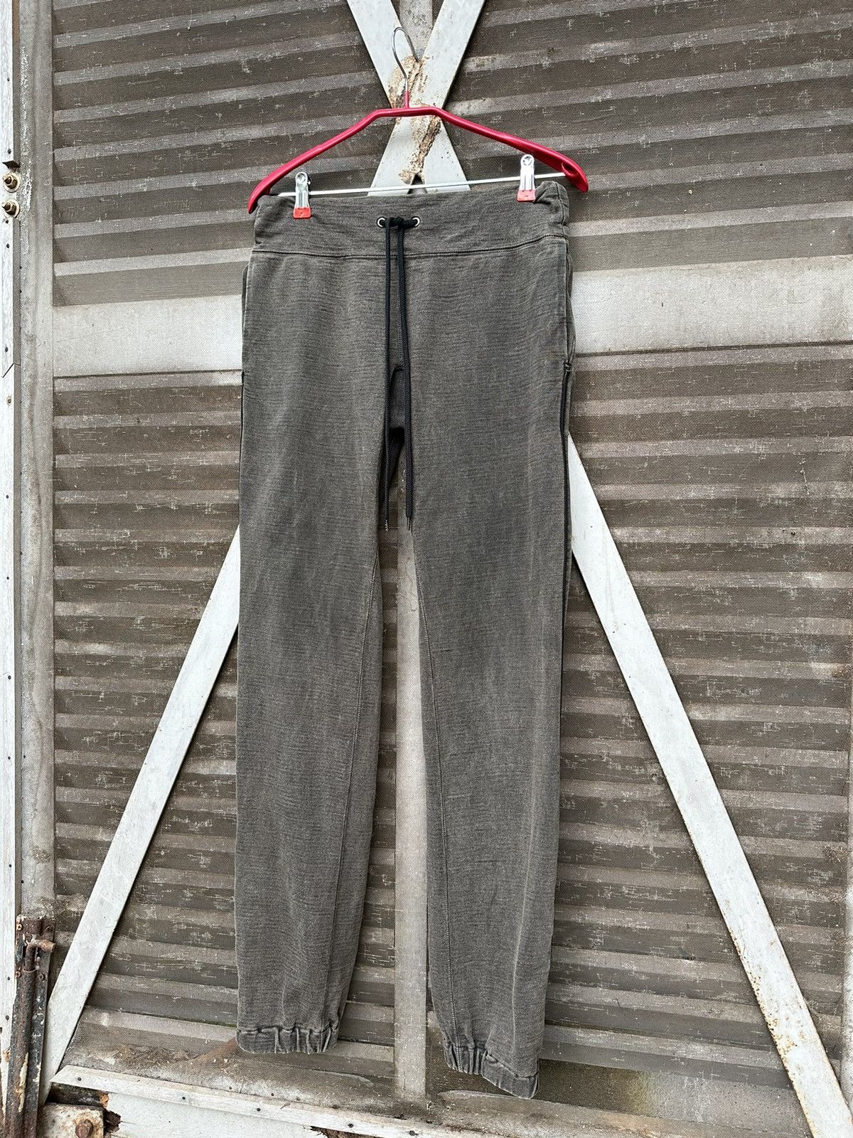 RIPVANWINKLE RIP VAN WINKLE DUSTY BLACK JOGGER PANTS RIRI ZIPPER | Grailed