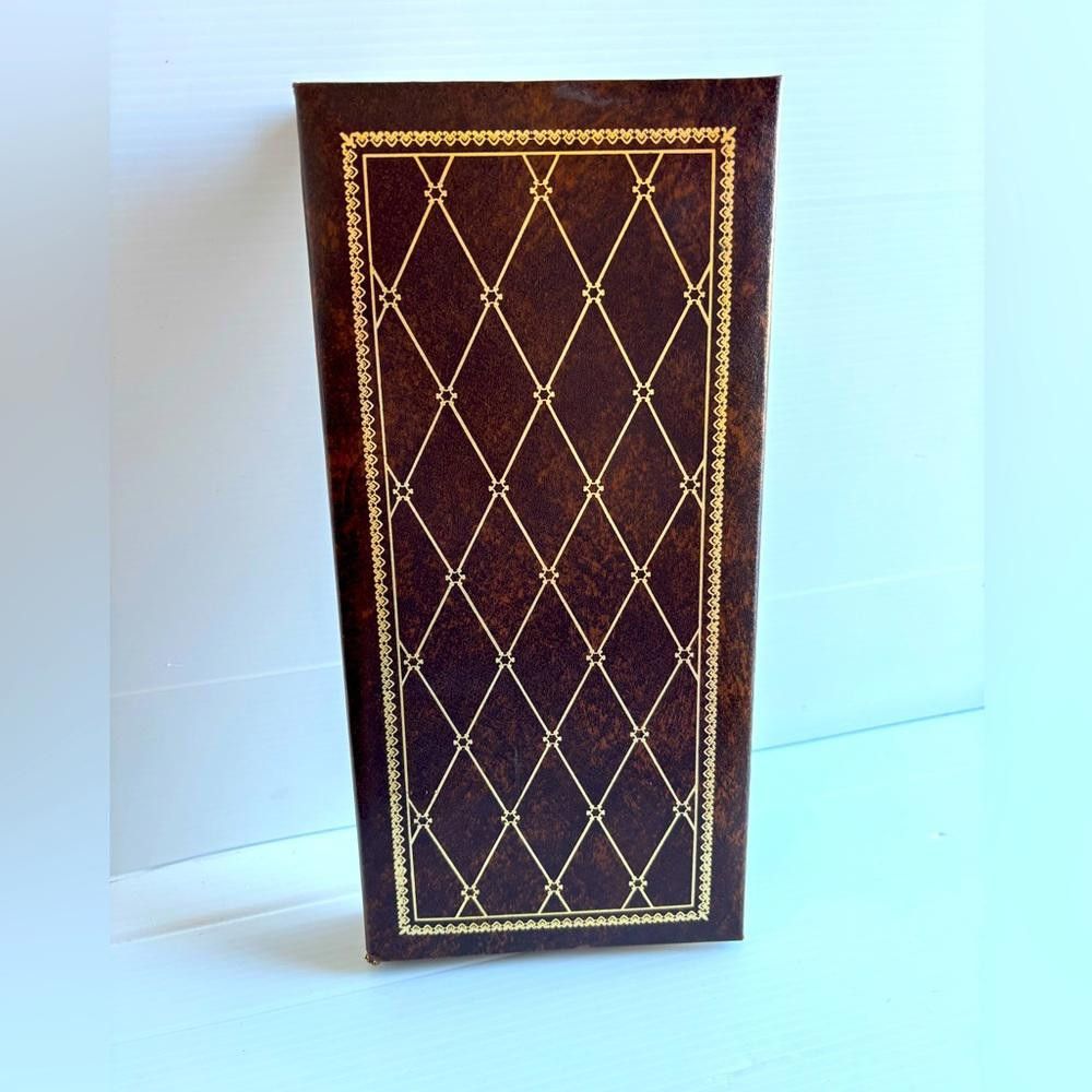Designer Vintage Photo Album Size ONE SIZE - 1 Thumbnail