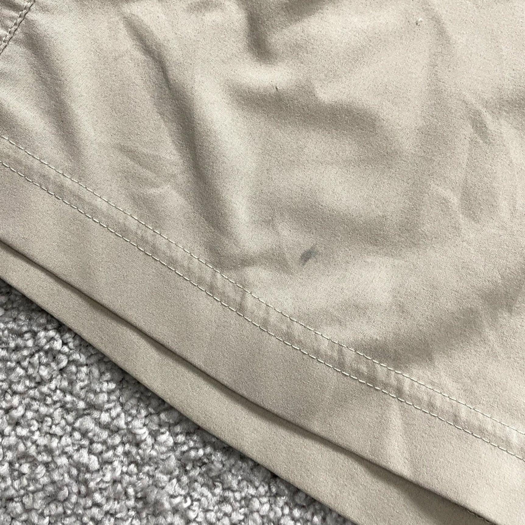 Vintage Columbia PFG Omni Shield Shorts 40x9 Beige Stretch Active Outdoor Golf Men Size US 38 / EU 54 - 6 Thumbnail
