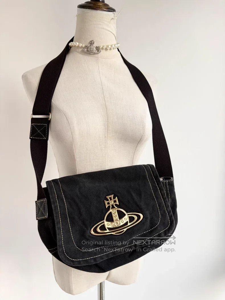Vivienne Westwood Vivienne Westwood size os Vintage large Saturn logo black c Size ONE SIZE - 1 Thumbnail