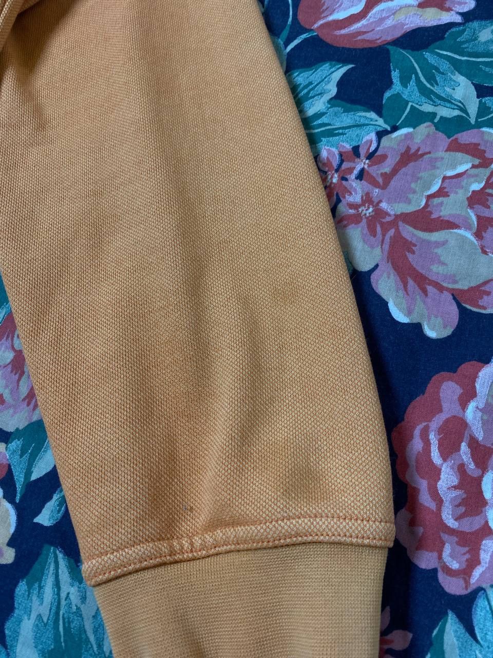 Fred Perry 🔥 2000s FRED PERRY DISTRESSED ICONIC LOGO SWEATSHIRT 🔥 Size US M / EU 48-50 / 2 - 18 Thumbnail
