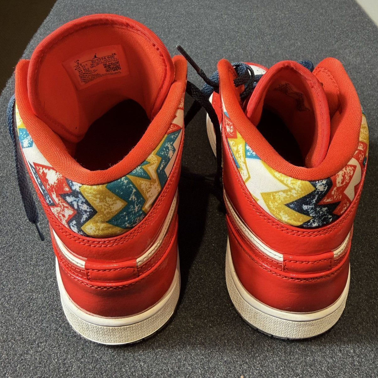 Jordan Brand Nike Air Jordan 1 Mid SE Barcelona Sweater Red White Patent Size US 9 / EU 42 - 4 Thumbnail