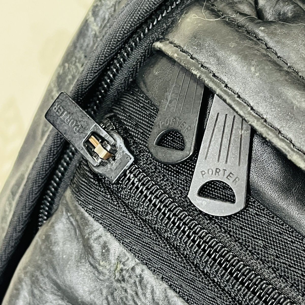 Porter × Vintage Vintage Wear And Tear PORTER Sling Bag Japan Size ONE SIZE - 9 Thumbnail