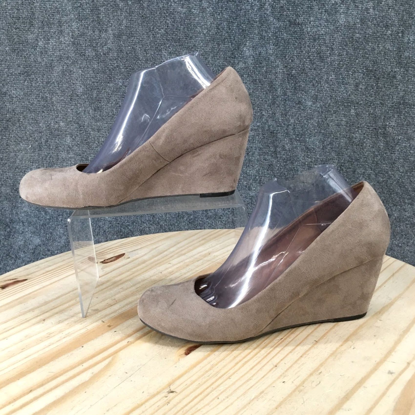 Chinese Laundry CL by Chinese Laundry Nima Heels Womens 9.5 M Casual Slip On Pumps Gray Fabric Shoe Womens Pump Grey Fabric Nima 90s style? Size US 10 / IT 40 - 2 Thumbnail