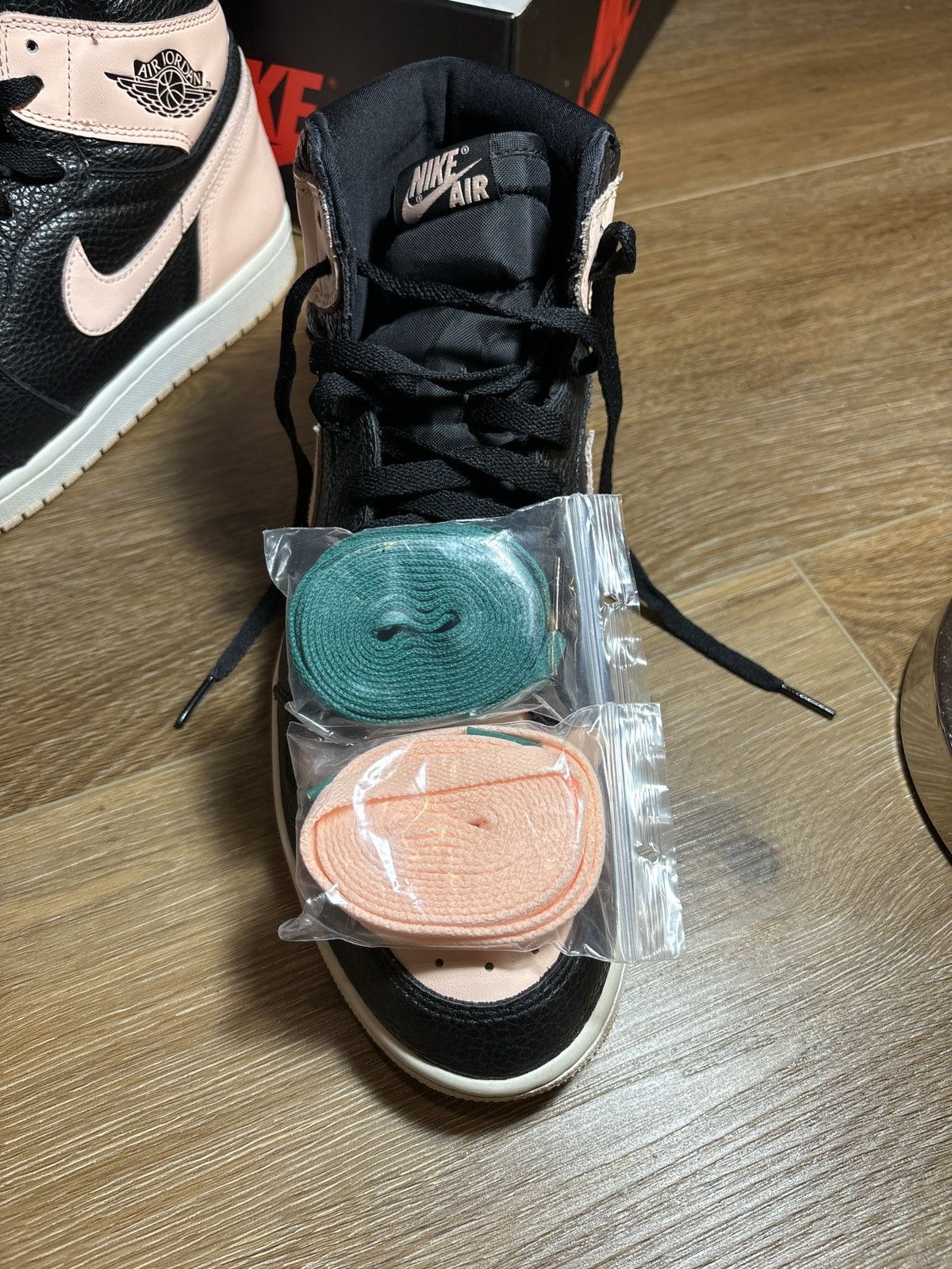 Jordan Brand × Nike Air Jordan 1 Retro High OG (Black/Crimson Tint-white) Size US 11 / EU 44 - 7 Thumbnail