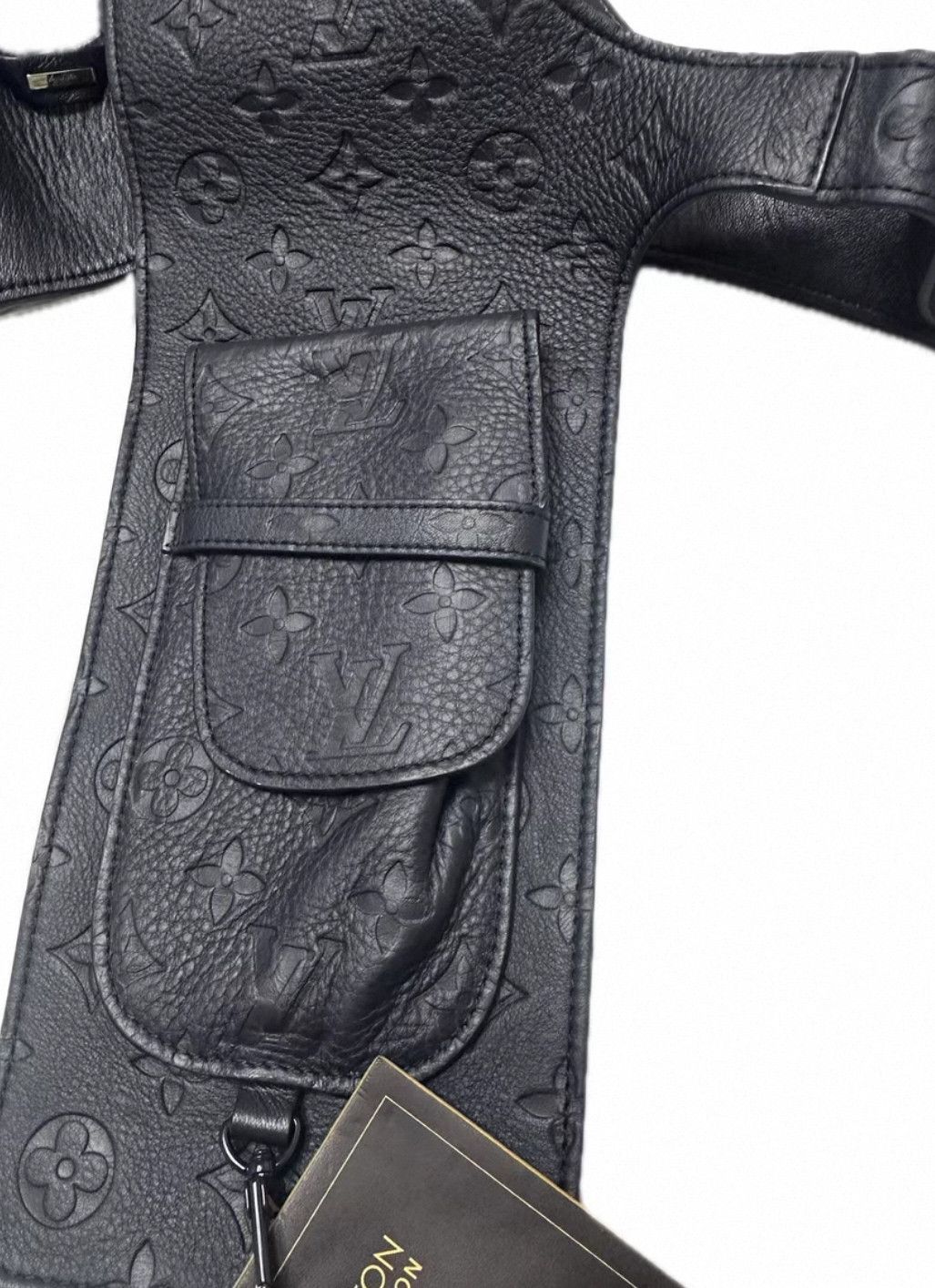 Louis Vuitton Louis Vuitton Presbyopic embossed cowhide tactical vest Size US M / EU 48-50 / 2 - 9 Thumbnail