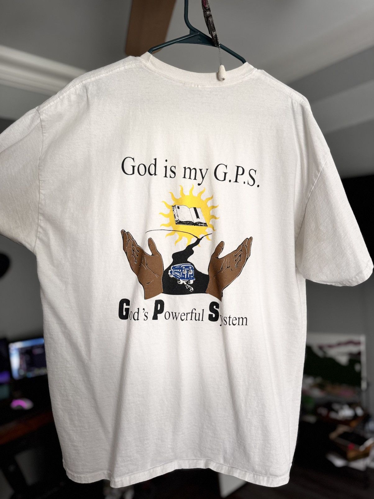 Vintage Funny God Is My GPS Graphic Tee Size US XL / EU 56 / 4 - 1 Thumbnail