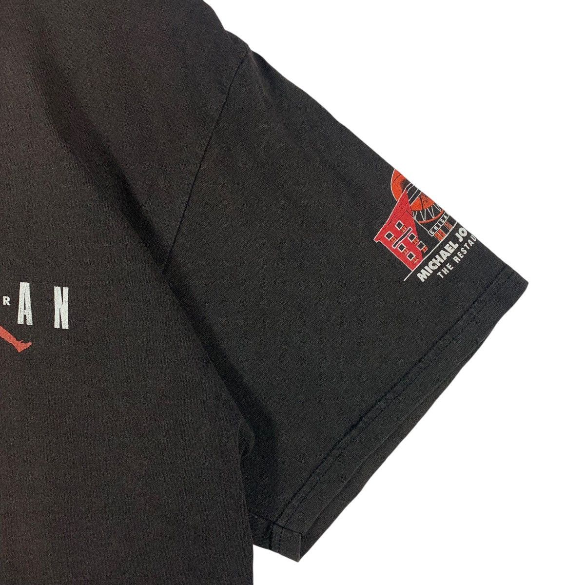 Nike × Vintage Vintage NIKE micheal jordan the restaurant big logo tee Size US M / EU 48-50 / 2 - 7 Thumbnail