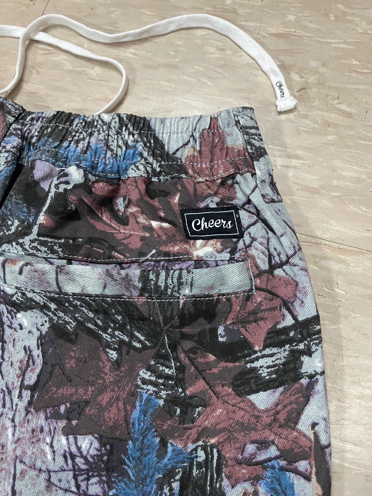 Realtree Cheers realtree camo cargo teps Size US 30 / EU 46 - 8 Thumbnail