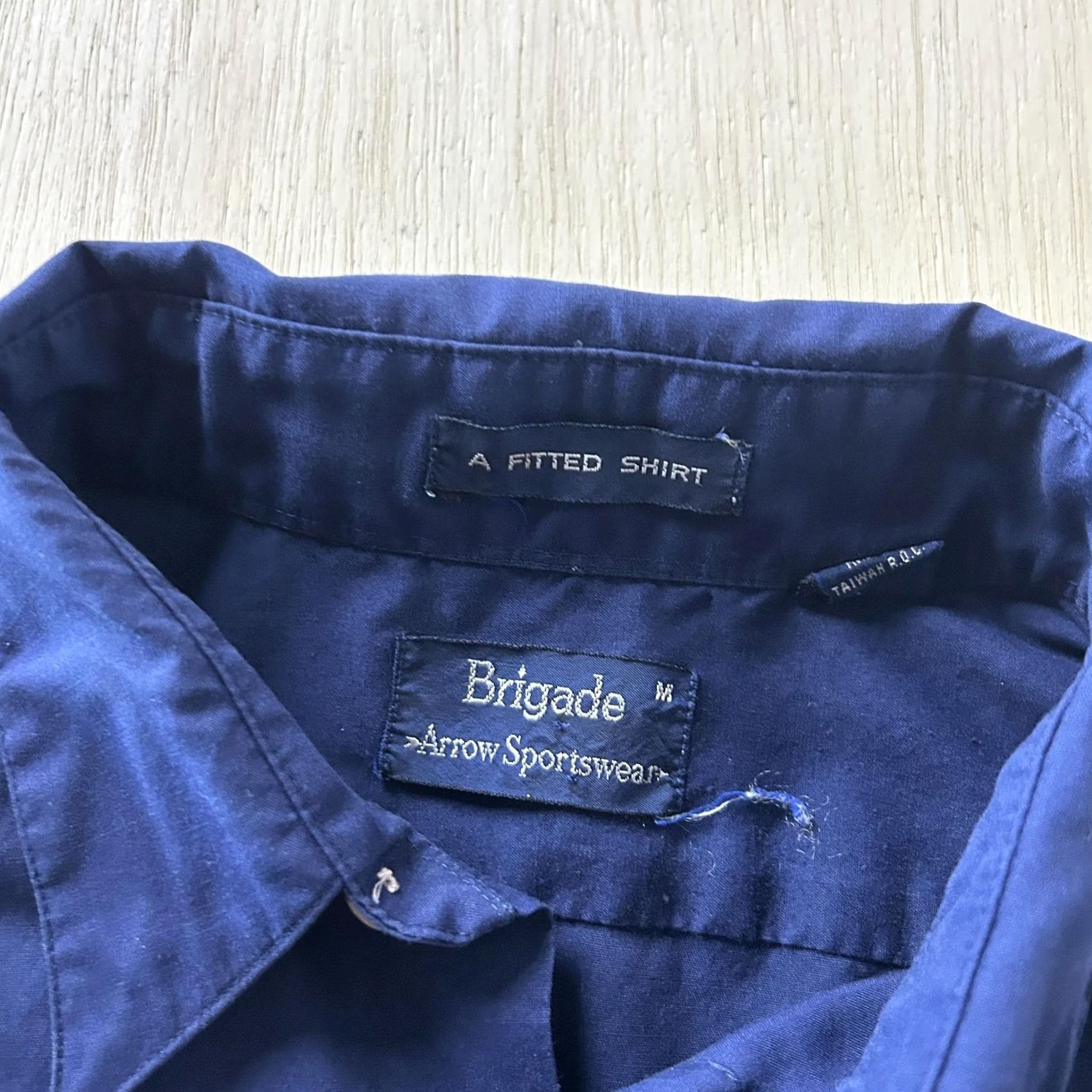 Arrow VINTAGE Brigade Arrow Sportswear Shirt Mens Medium Blue Long Sleeve Button Up Size US M / EU 48-50 / 2 - 3 Thumbnail