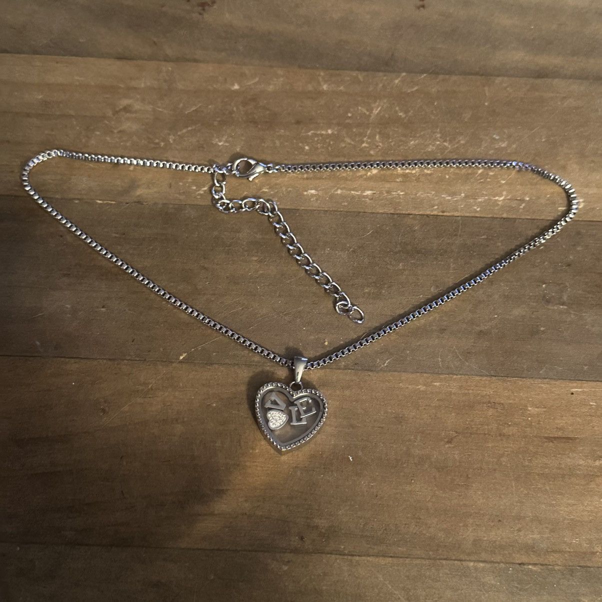 Other Heart shaped floating LOVE charm locket pendant necklace Size ONE SIZE - 2 Thumbnail