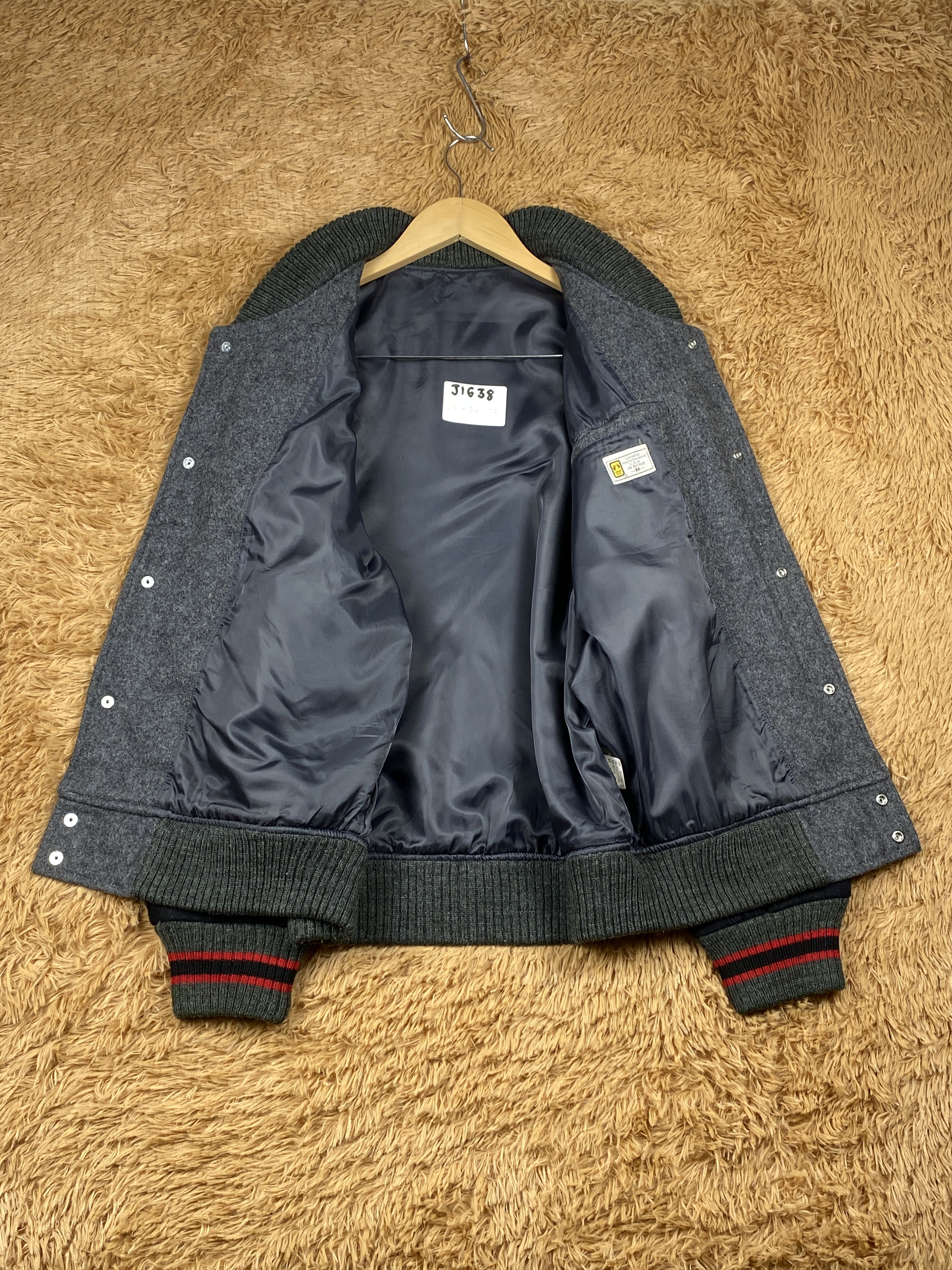 Hang Ten Vintage Hang Ten Button Up Varsity Jacket J1638 Size US M / EU 48-50 / 2 - 6 Thumbnail