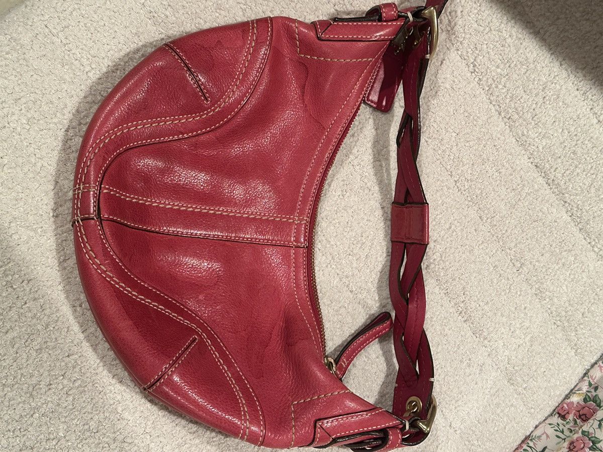 Coach Pink Leather Coach Shoulder Bag Size ONE SIZE - 4 Thumbnail