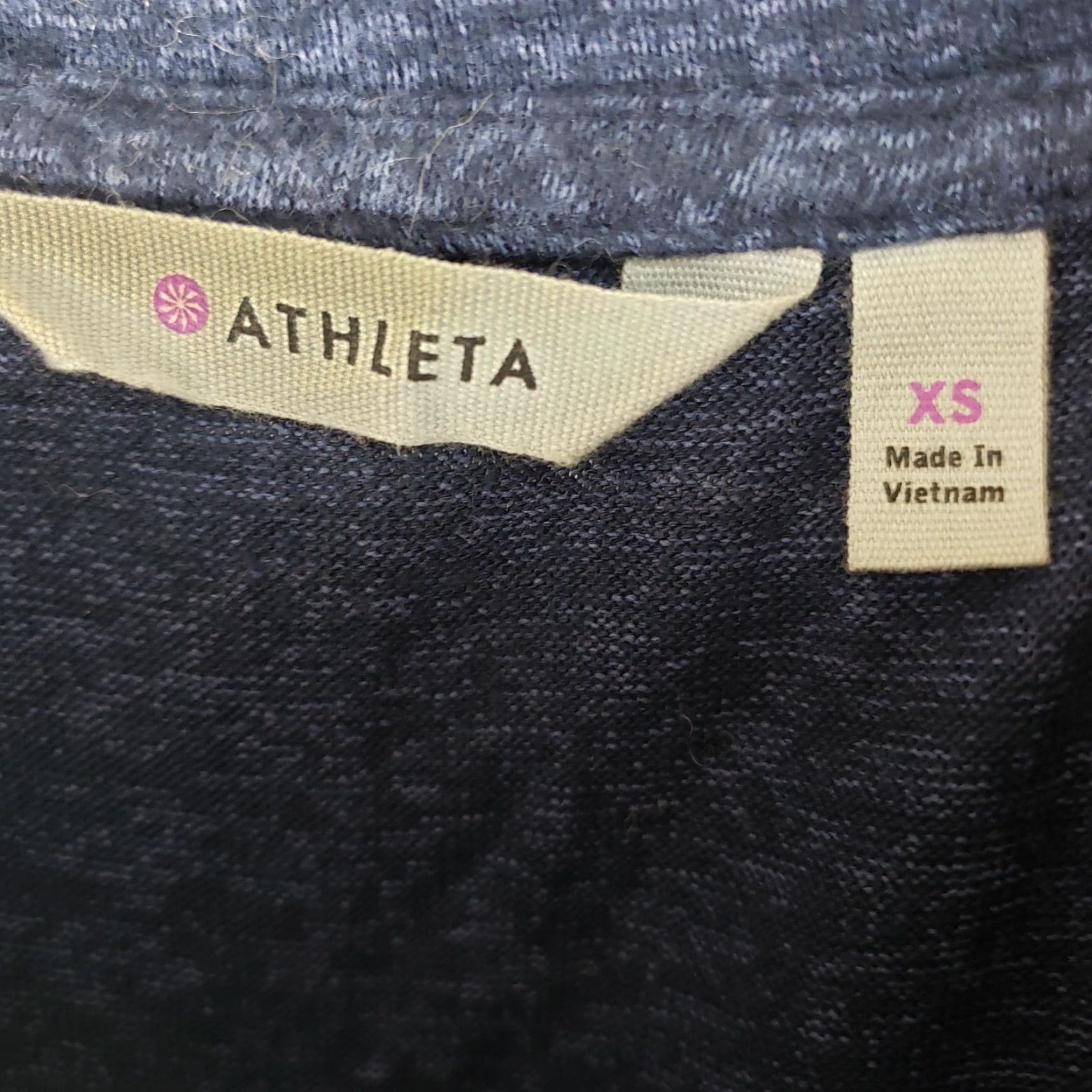 Athleta Athleta Womens Luxe Pose Tunic Top XS Blue Long Sleeve Shirt Regular XS Womens Blue Tunic Top Activewear Size XS / US 0-2 / IT 36-38 - 5 Thumbnail