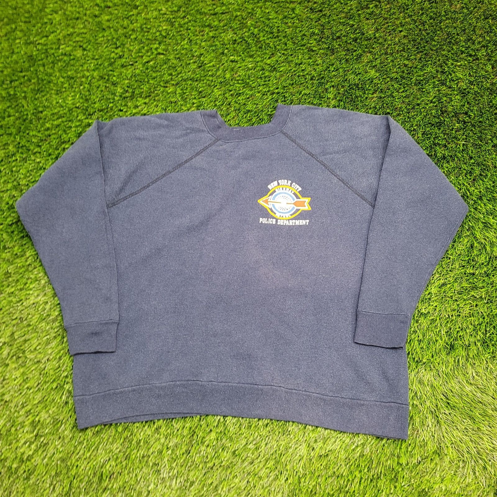 Vintage VTG 80s NYPD Ragland Sweatshirt Womens XL Faded USA Made Size XL / US 12-14 / IT 48-50 - 1 Thumbnail