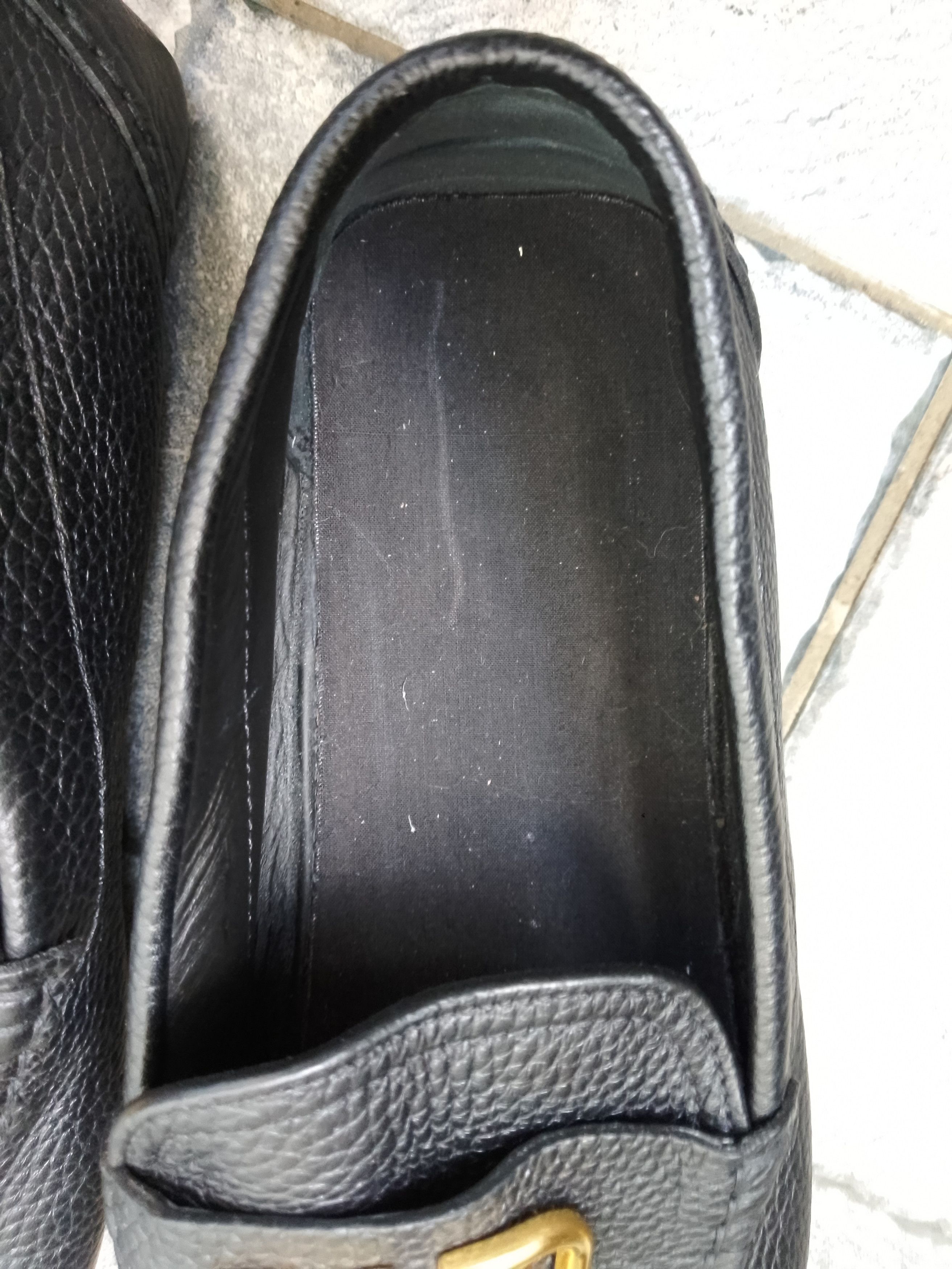 Valentino Valentino garavani v logo signature driving shoes Size US 10 / EU 43 - 7 Thumbnail