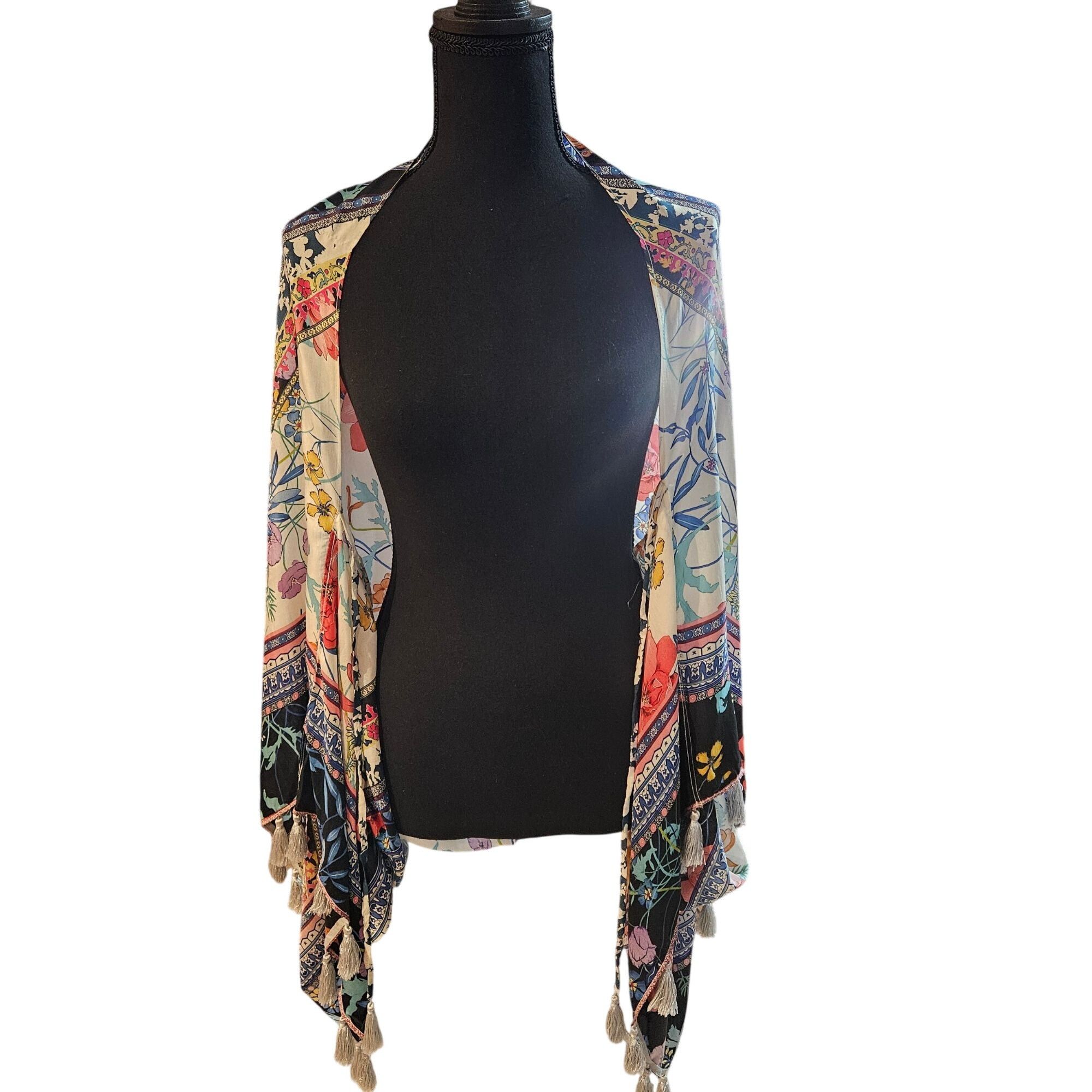 Johnny Was Johnny Was Geana Makenna silk S kimono Boho Chic Resortcore Size S / US 4 / IT 40 - 1 Thumbnail