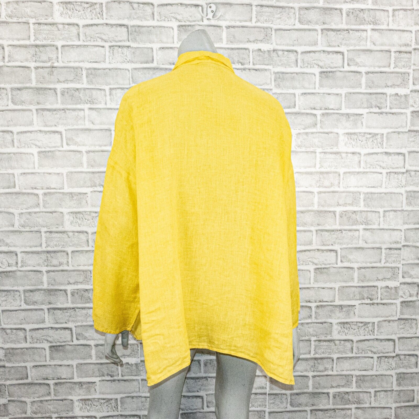 eskandar Eskandar Women's 100% Linen Boxy oversize 1/2 button Blouse Size ONE SIZE - 6 Thumbnail