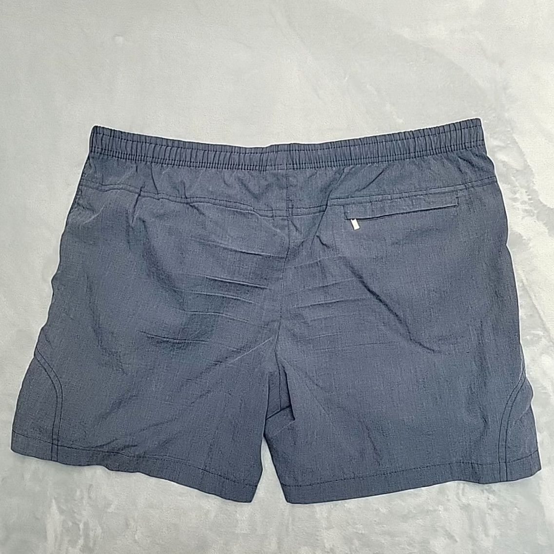 Nike Nike Shorts Mens 2XL Blue Running Athletic Zip Pocket Lightweight Gym READ Size US 39 - 7 Thumbnail