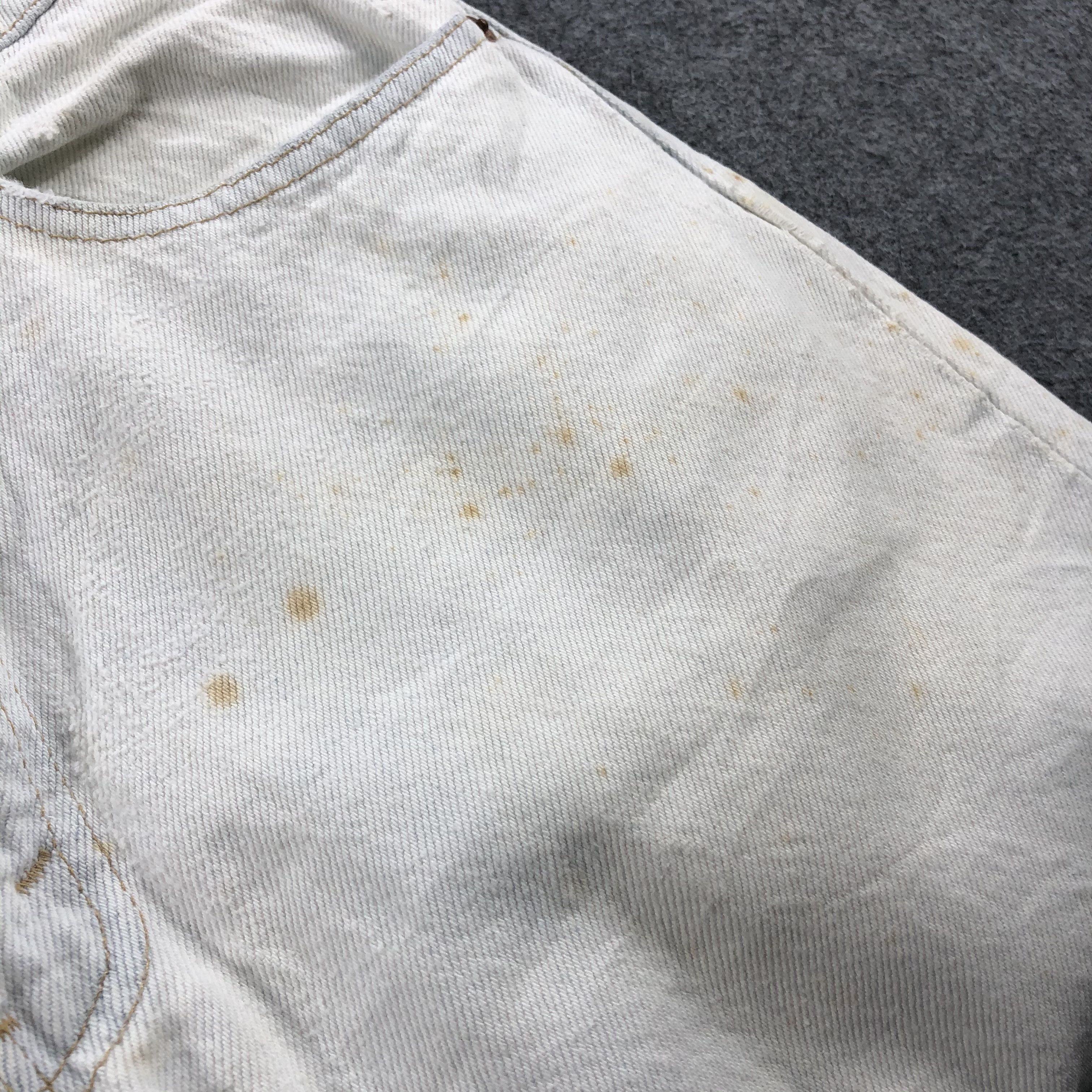 Levi's × Vintage 90s Vintage Light Wash Levis 550 Jeans-JM1196 Size US 31 - 12 Thumbnail
