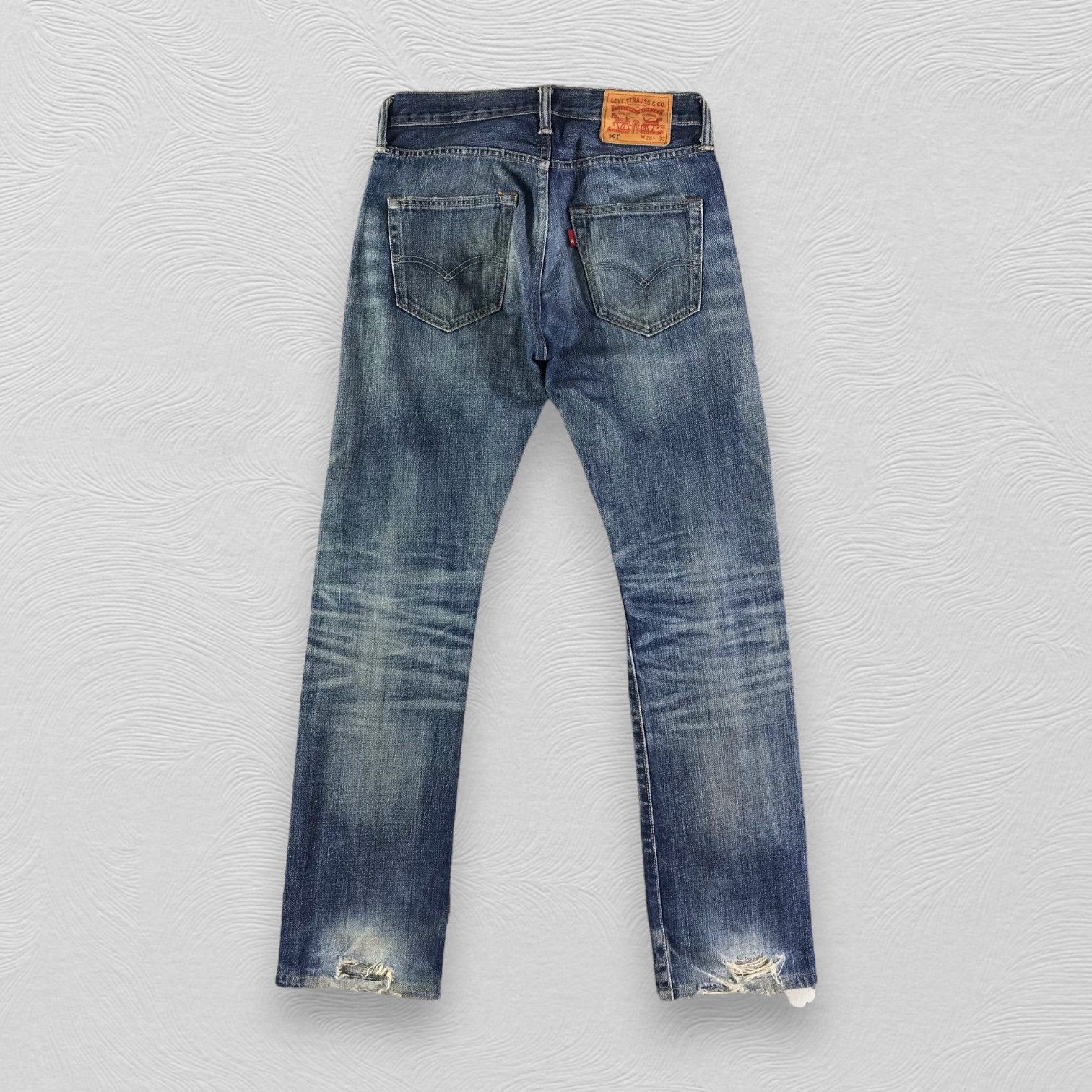 Levi's Vintage Levis 501 Jeans Faded Blue Ripped Denim Size US 28 / EU 44 - 2 Thumbnail