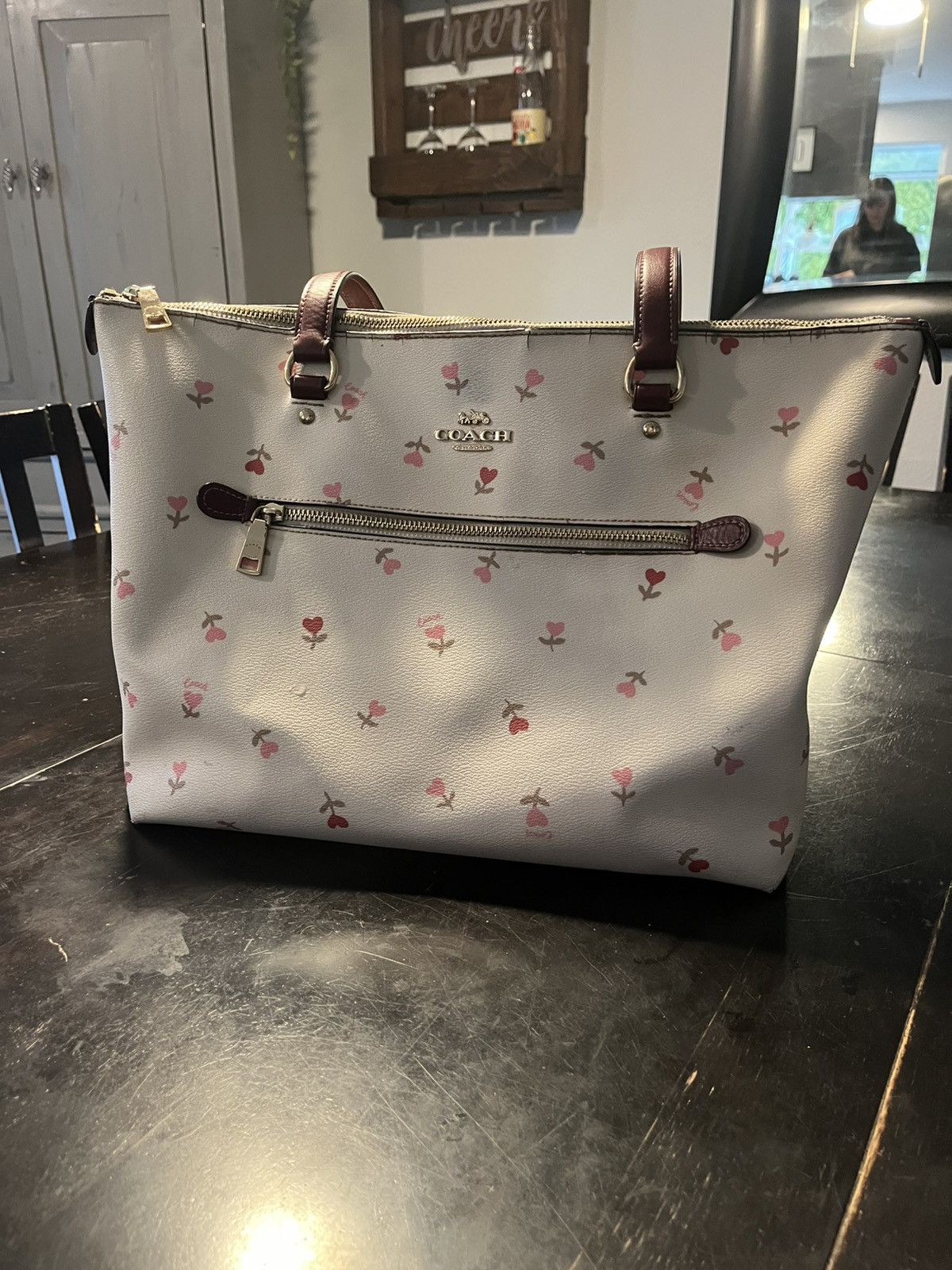 Coach Cream Limited edition Valentine’s Day Coach Gallery Tote Size ONE SIZE - 2 Thumbnail