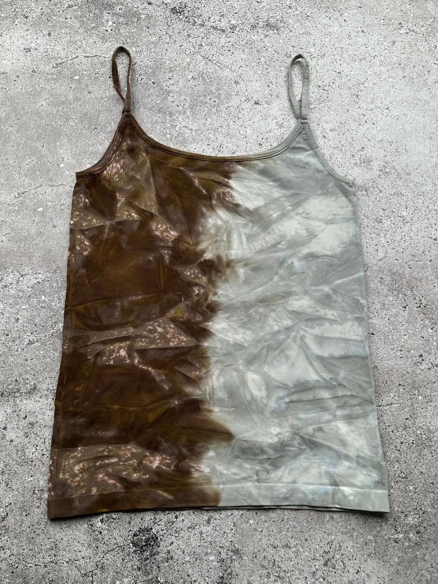 Japanese Brand Vintage Faded Tank Top C311(V442)(E8) Size XS / US 0-2 / IT 36-38 - 1 Thumbnail