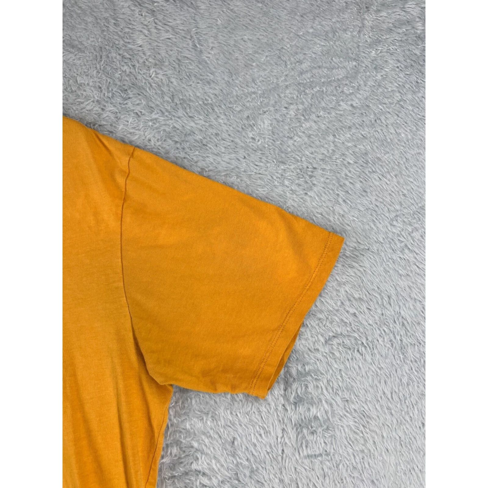 Patagonia Patagonia Shirt Men Adult Medium Orange Cotton P-6 Mission Organic Logo T-Shirt Jersey Read All Seasons Breatherble Crew Neck Short Sleeve Vintage No Size US M / EU 48-50 / 2 - 2 Thumbnail