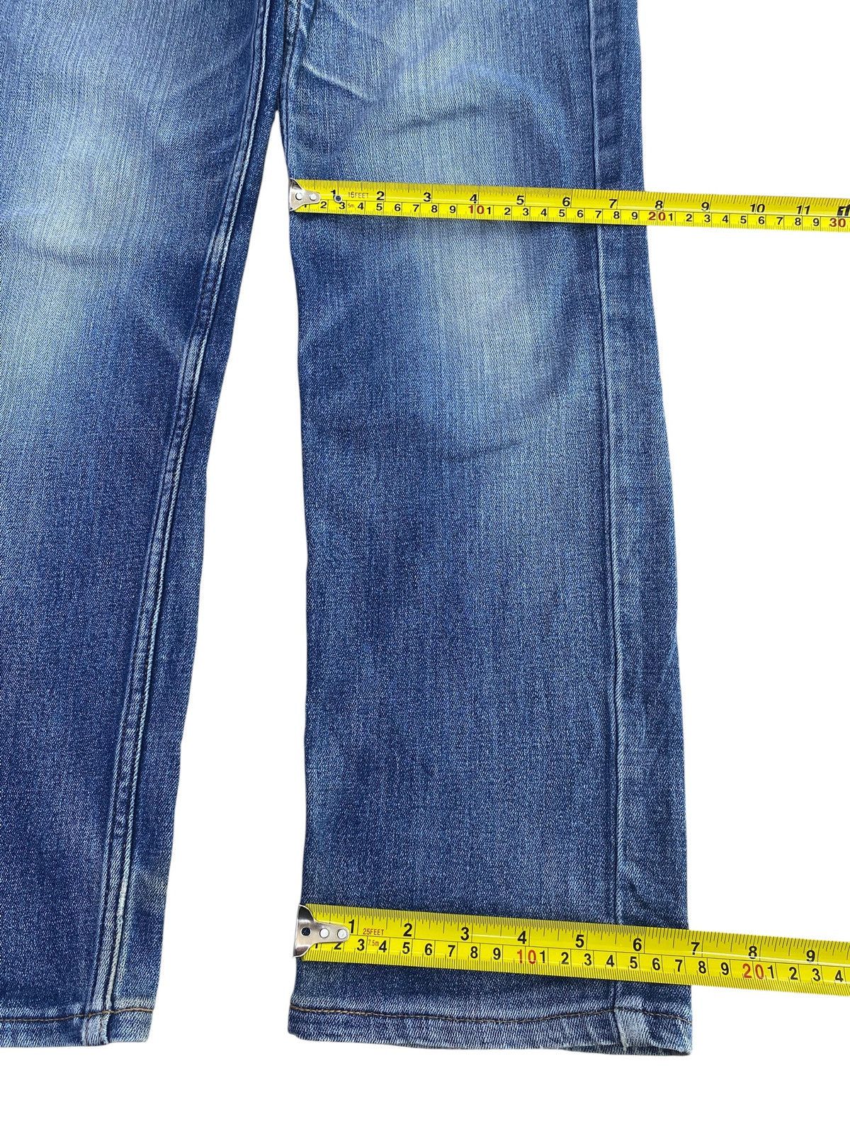 Levi's Vintage Levi’s 511 Faded Light Wash Style Loose Jeans Size US 29 - 8 Thumbnail