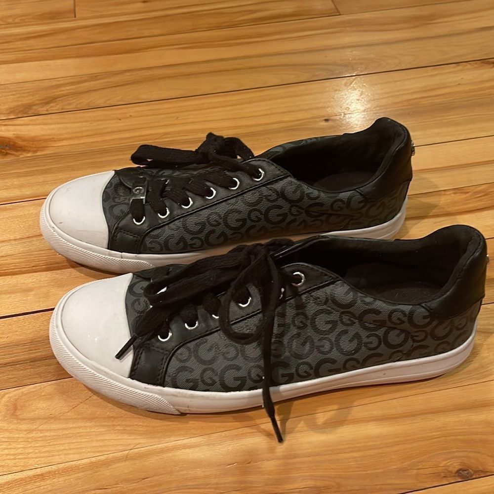 Guess Guess black logo white sidewall/bumper silver logo tan lace Size US 8.5 / IT 38.5 - 2 Thumbnail