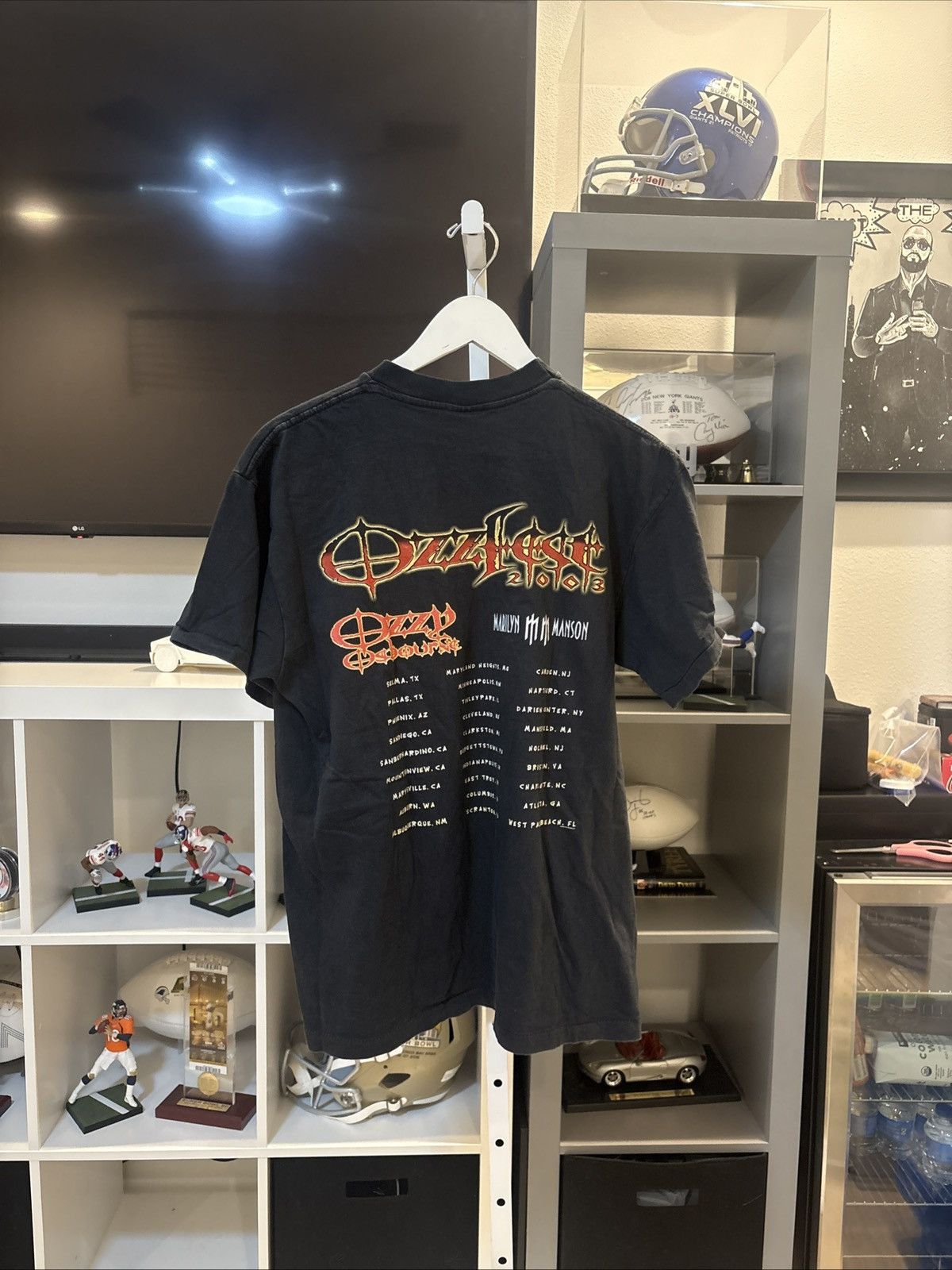 All Sport *RARE* Vintage 2003 BOOT Ozzfest Ozzy Marilyn Manson AOP Tee Size US L / EU 52-54 / 3 - 5 Thumbnail