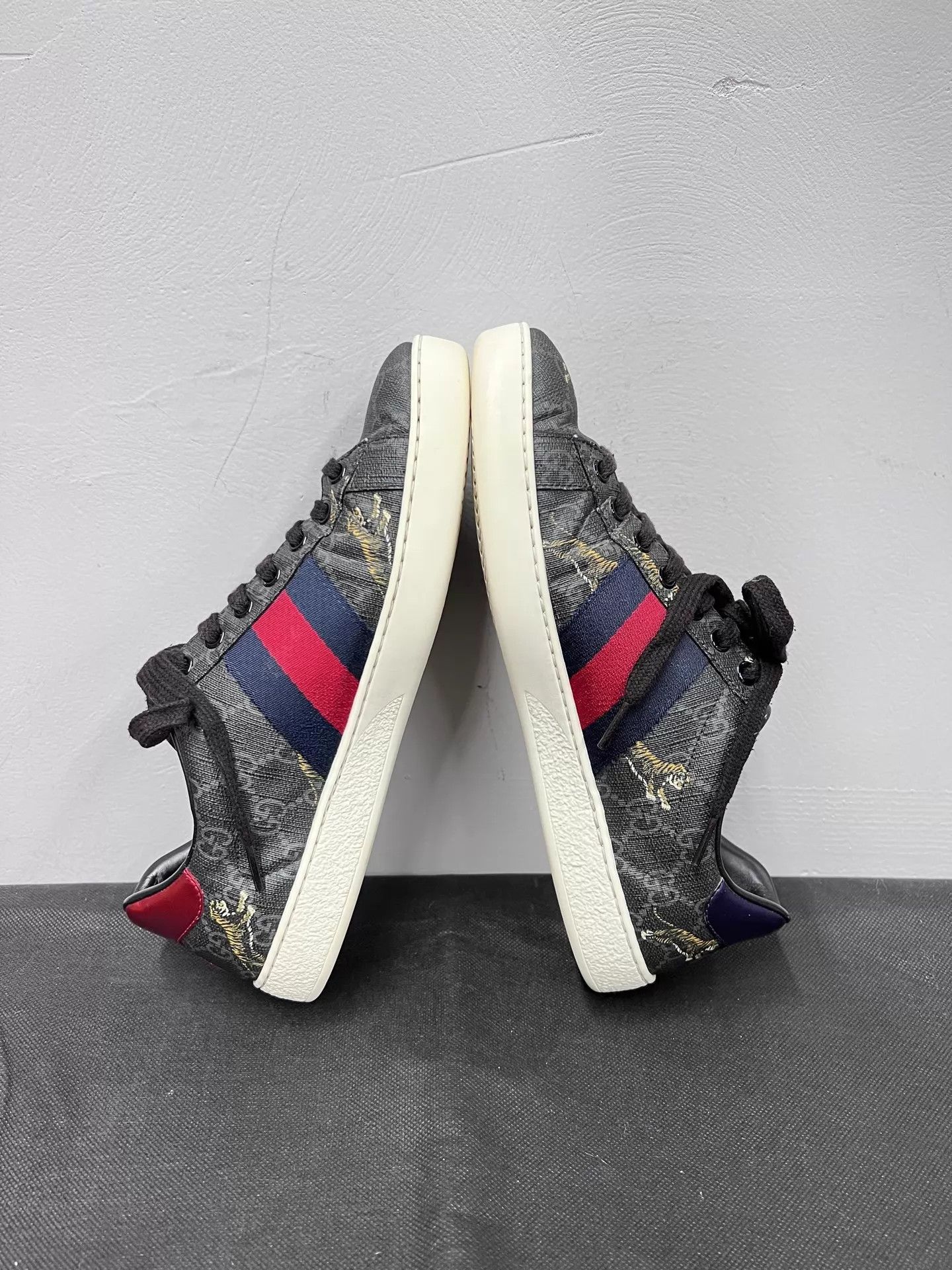 Gucci Gucci ACE Tiger Print Low-Top Sneaker UK5.5/EU39.5 Vintage Size US 6.5 / EU 39-40 - 5 Thumbnail