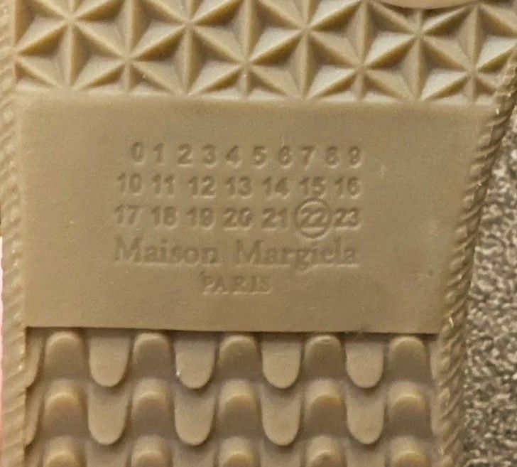 Maison Margiela Maison Margiela Replica Union 8 41 Low Top Suede Size US 8 / EU 41 - 5 Thumbnail