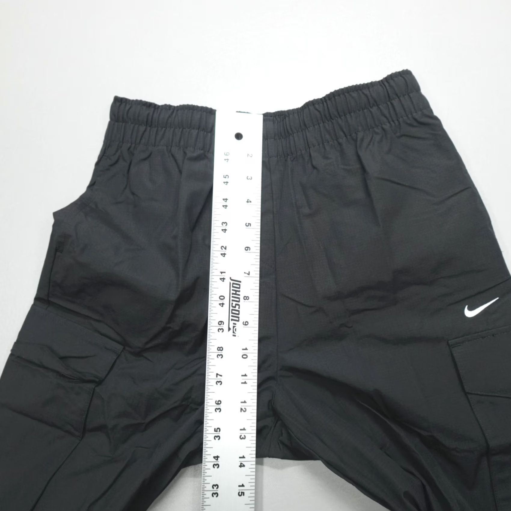 Nike Nike Pants Womens Size S Cargo Everything Wovens Water Repellent Rain HM6976 0 Size 28" / US 6 / IT 42 - 6 Thumbnail
