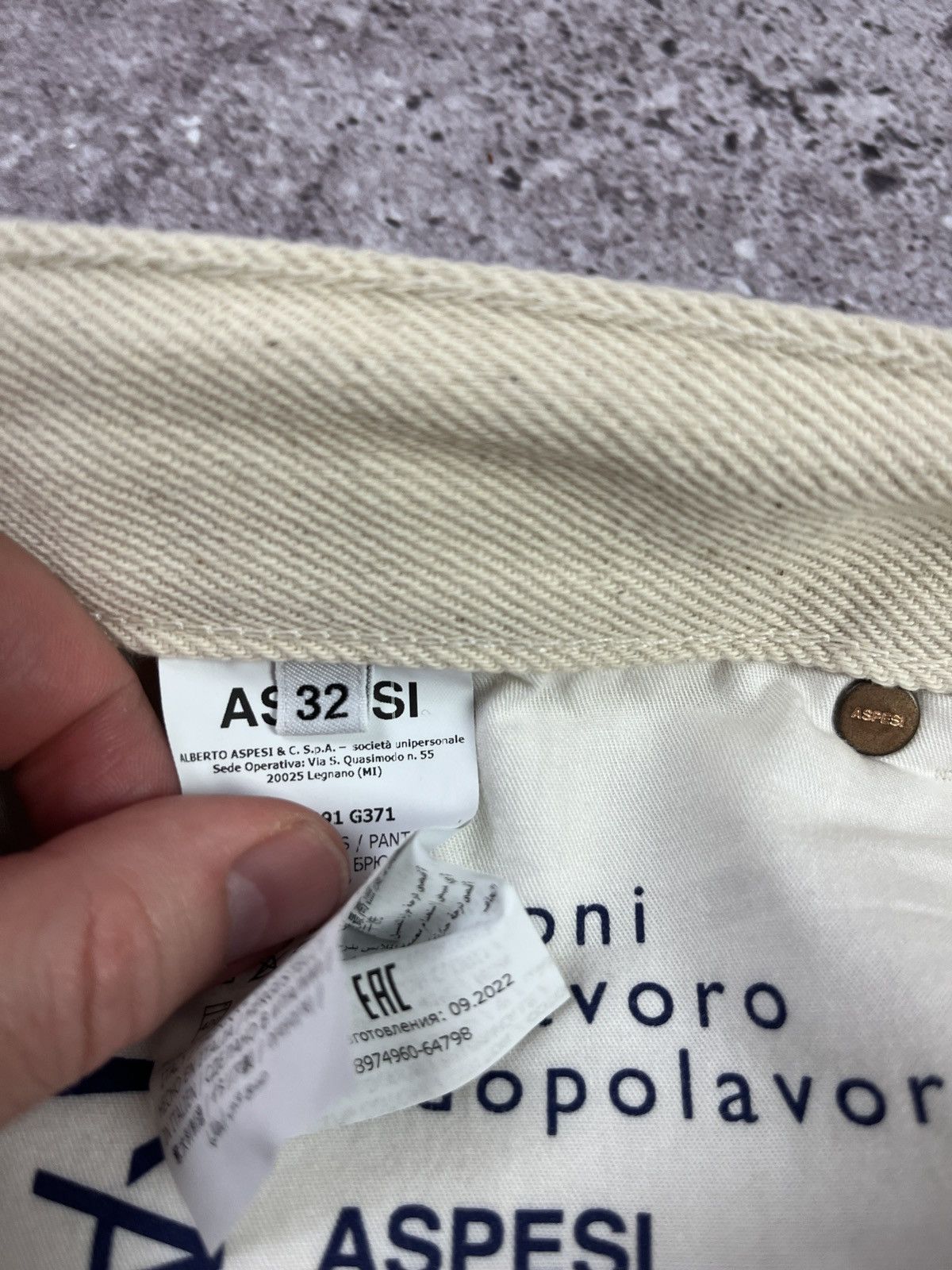 Aspesi Aspesi 🇮🇹 Cream Denim Pants Size 32 Minimalist Luxury Jeans Size US 32 / EU 48 - 6 Thumbnail