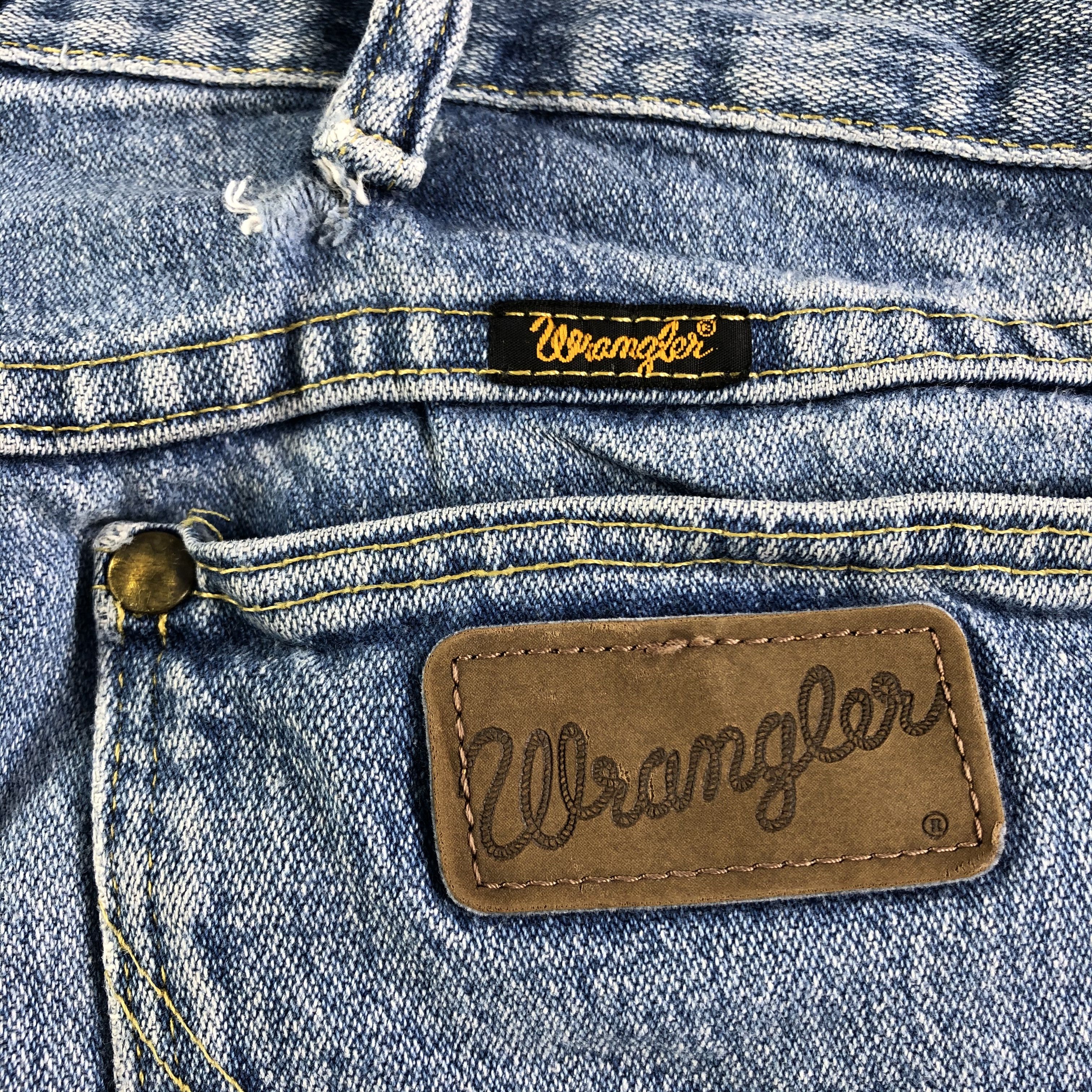 Vintage Vintage Blue Wash Wrangler Jeans-J3061 Size US 36 / EU 52 - 5 Thumbnail