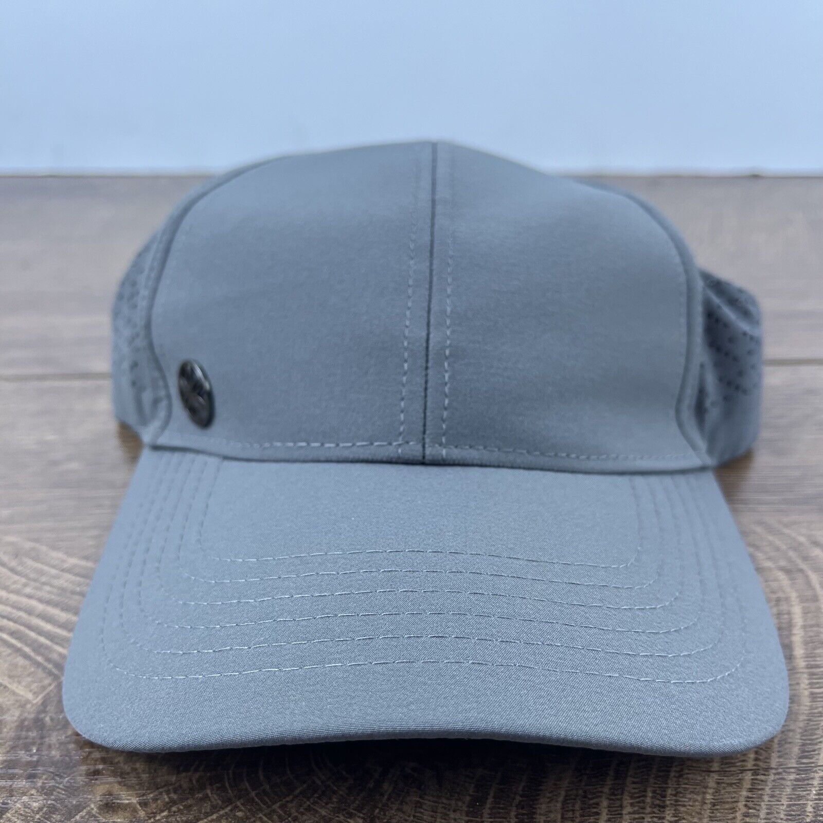 Other Gray Athletic Hat Running Cap Hat Gray Hat Adjustable Hat Gr Size ONE SIZE - 1 Thumbnail