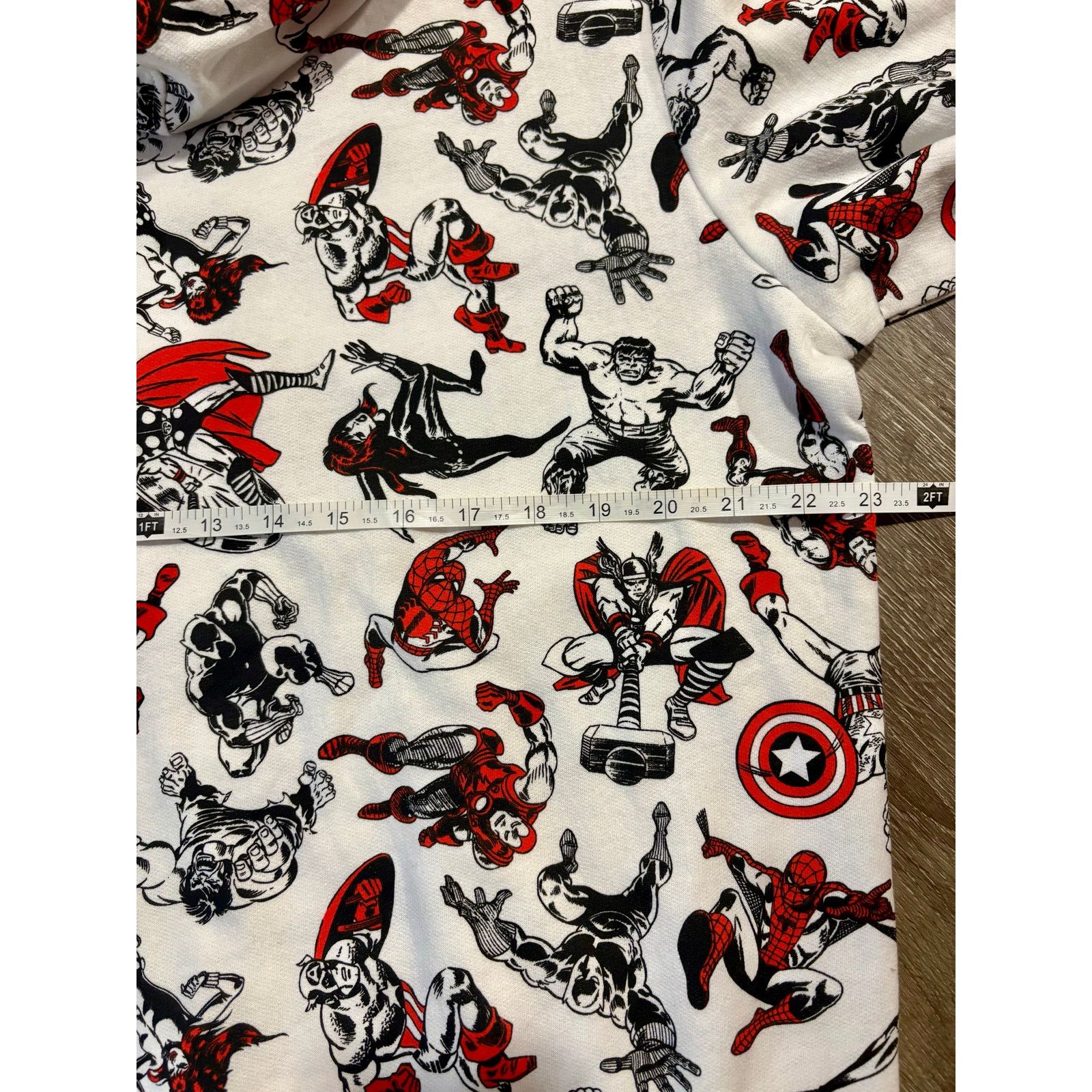 Marvel Comics NWOT Marvel Hoodie, Sz. Large (wht/blk/red) Size US L / EU 52-54 / 3 - 4 Thumbnail