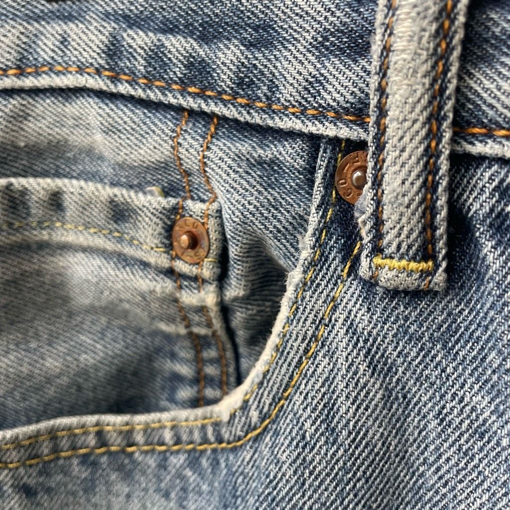 Levi's Levi’s Men’s 505 Regular Straight Leg Jeans Lightly Distress Size US 34 / EU 50 - 5 Thumbnail